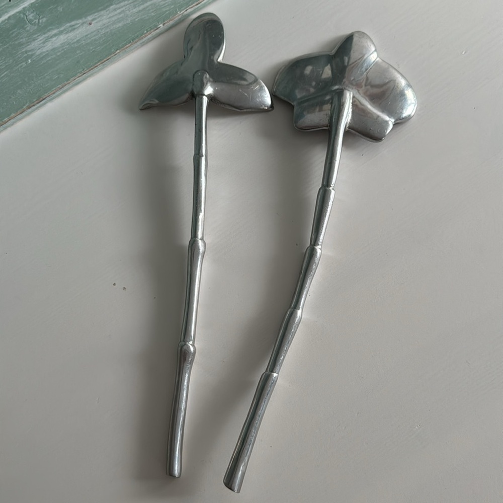 Mariposa Floral Salad Serving Utensils Made in Mexico - Picture 4 of 5